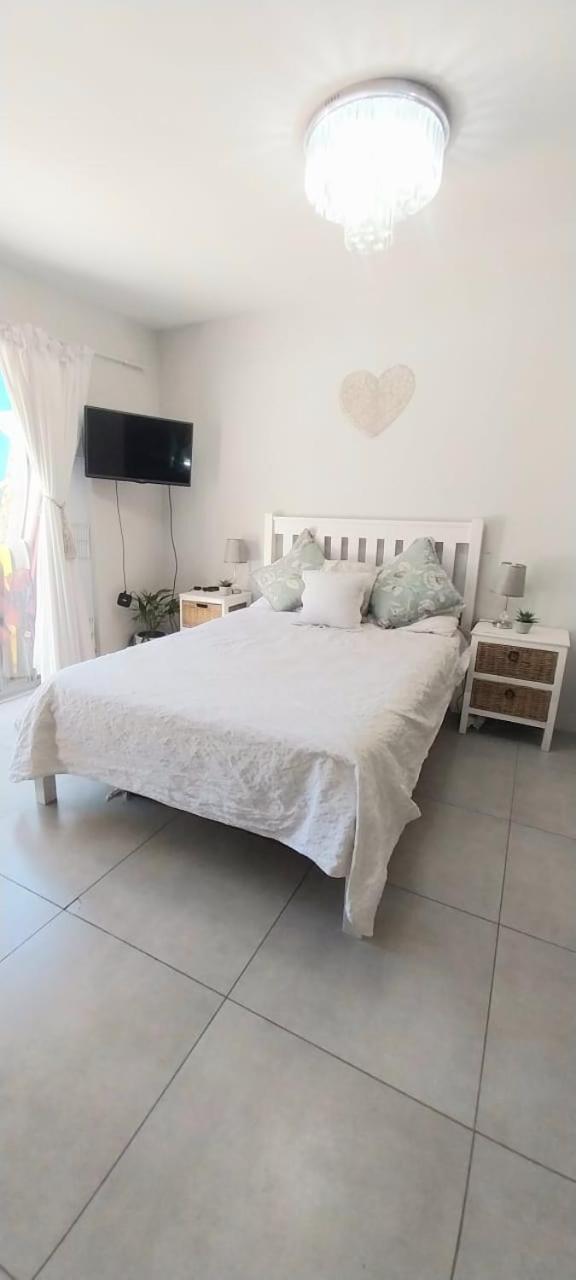 Lakeside Guest House Le Cap Chambre photo